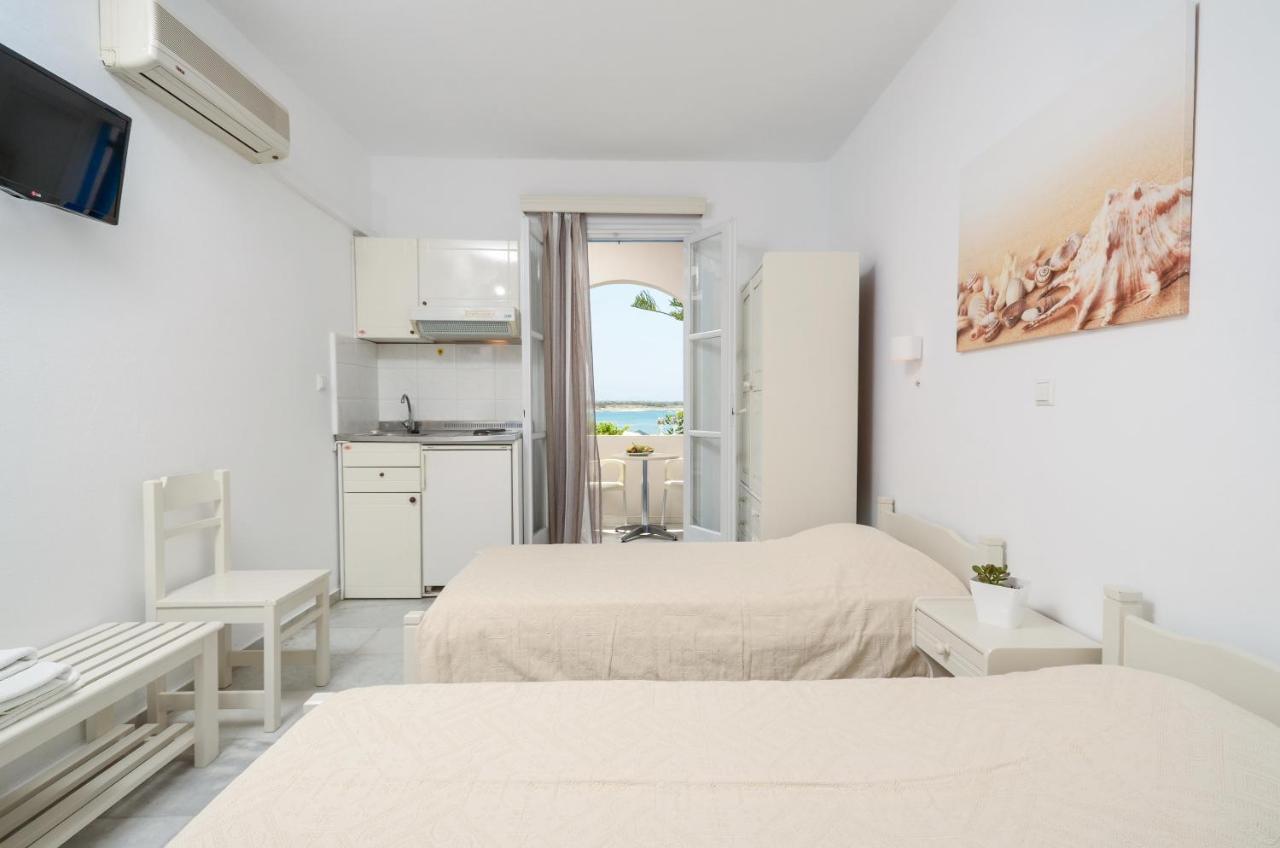 Diogenis Studios Naxos City Bagian luar foto