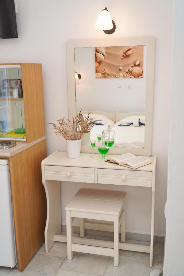 Diogenis Studios Naxos City Bagian luar foto